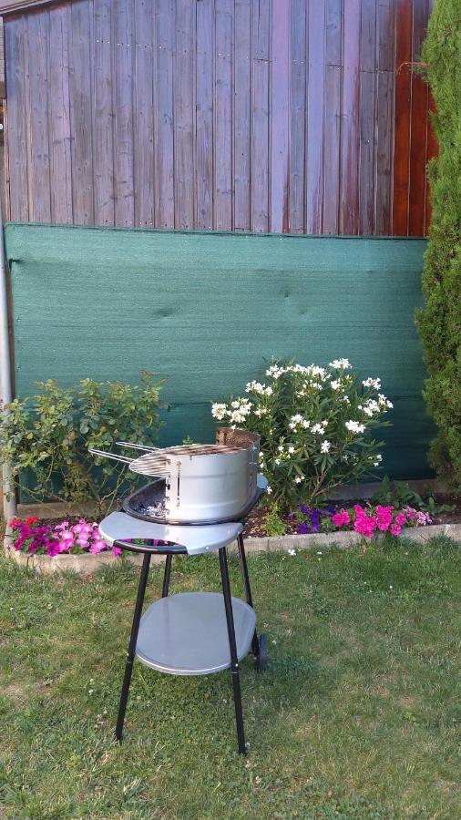 Сasa de vacaciones Le Poulailler De La Chayrie Lacapelle-Marival